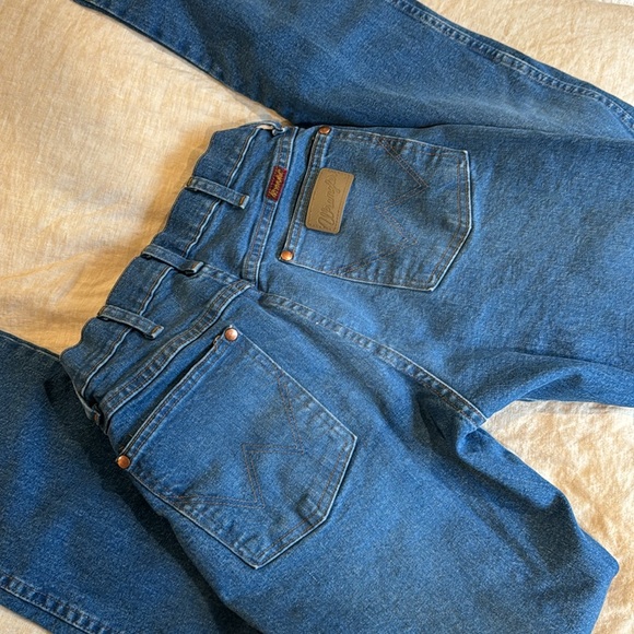 Cowboy cut wranglers - Picture 2 of 7